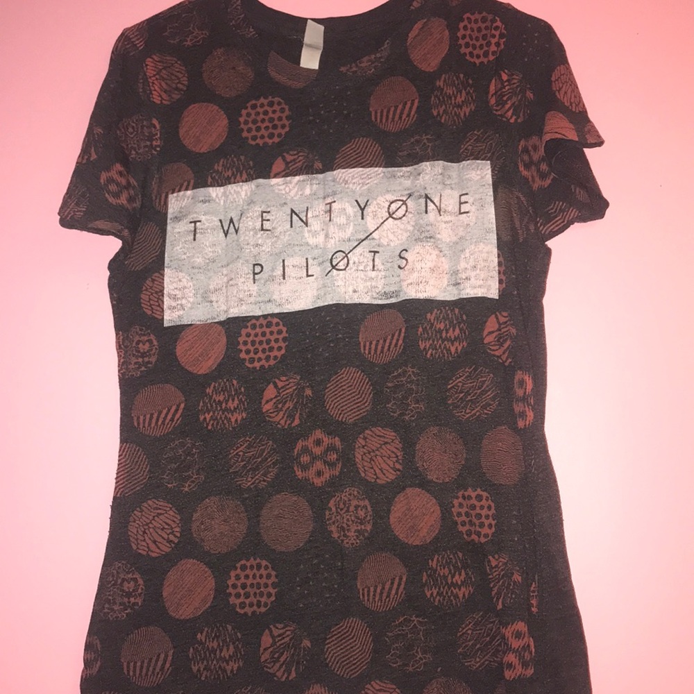 Twenty one pilots tee